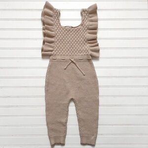EUC/NWOT Thick Neutral Knit Flutter Sleeve Jumpsuit